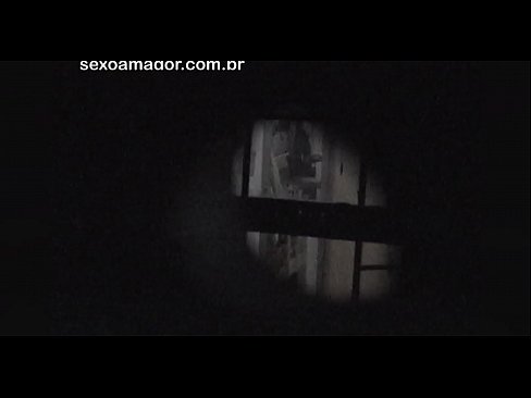 ❤️ Blondie wird heimlich von einem Voyeur aus der Nachbarschaft gefilmt, der sich hinter Hohlblocksteinen versteckt Anal video bei de.appassistance.ru ❌